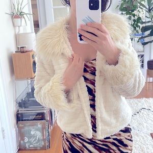 Festival vintage cream furry coat